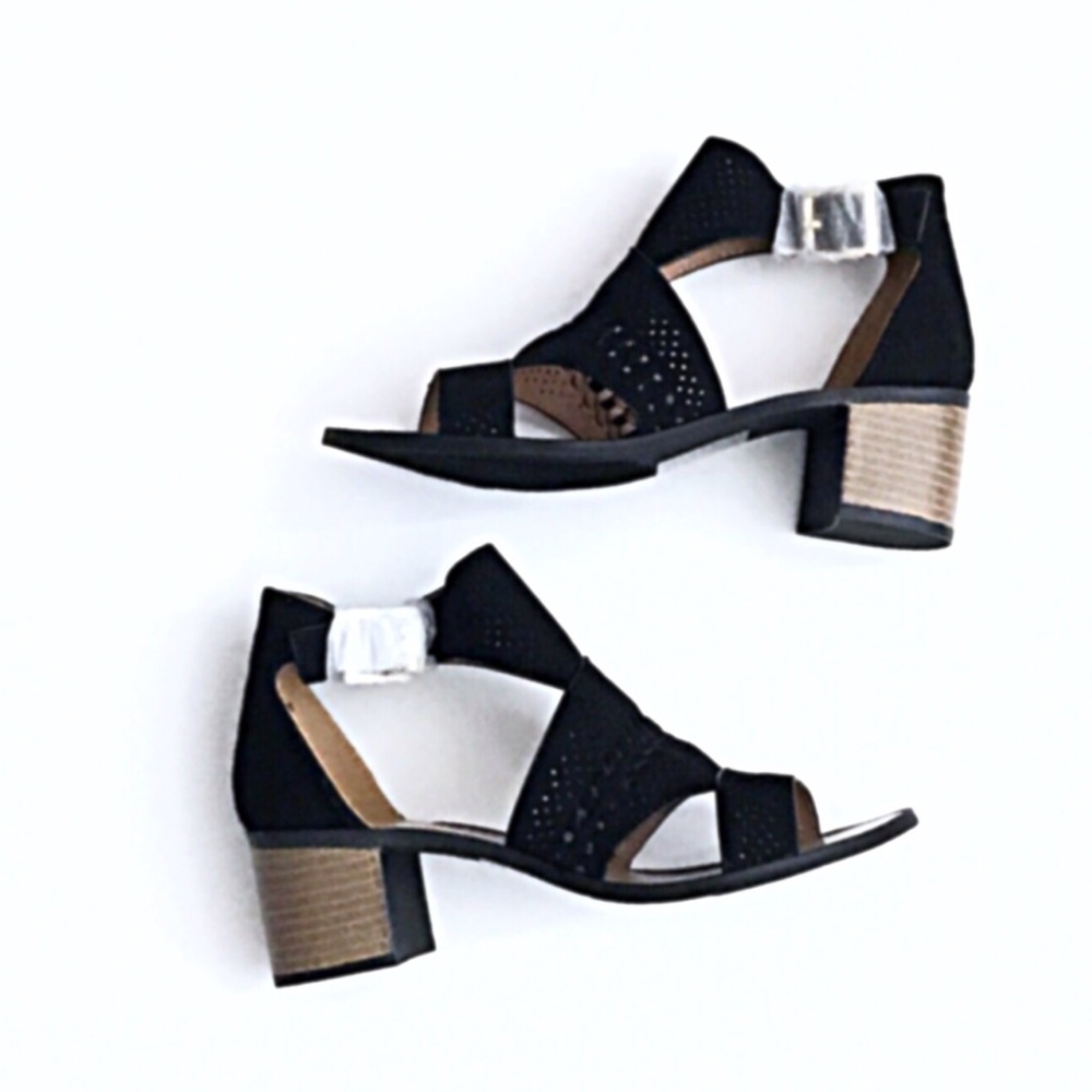 NWT Timeless Perforated Stylish Faux Suede Adjustable Strap Black Shoes - Picture 3 of 7